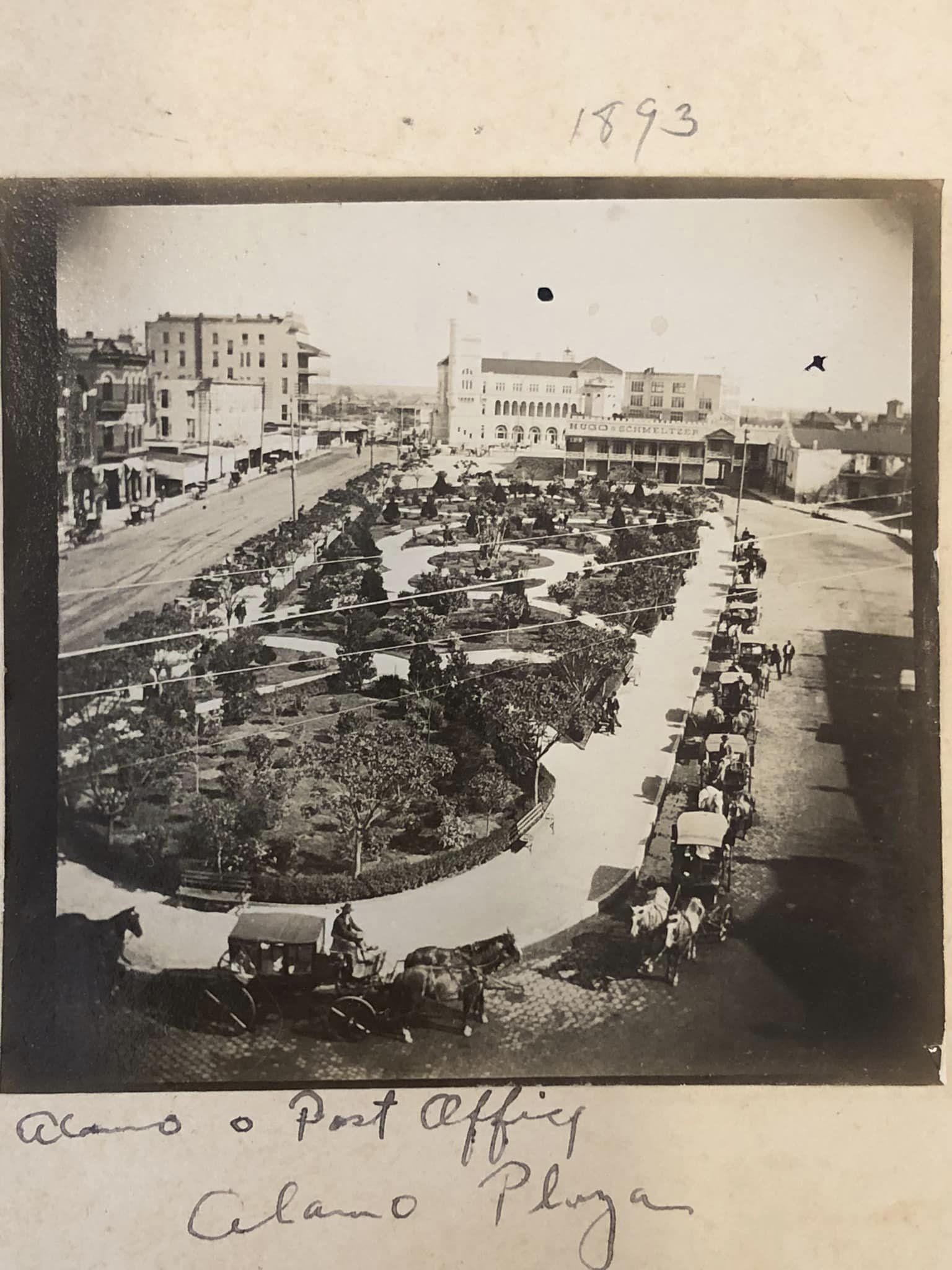 Alamo Plaza
